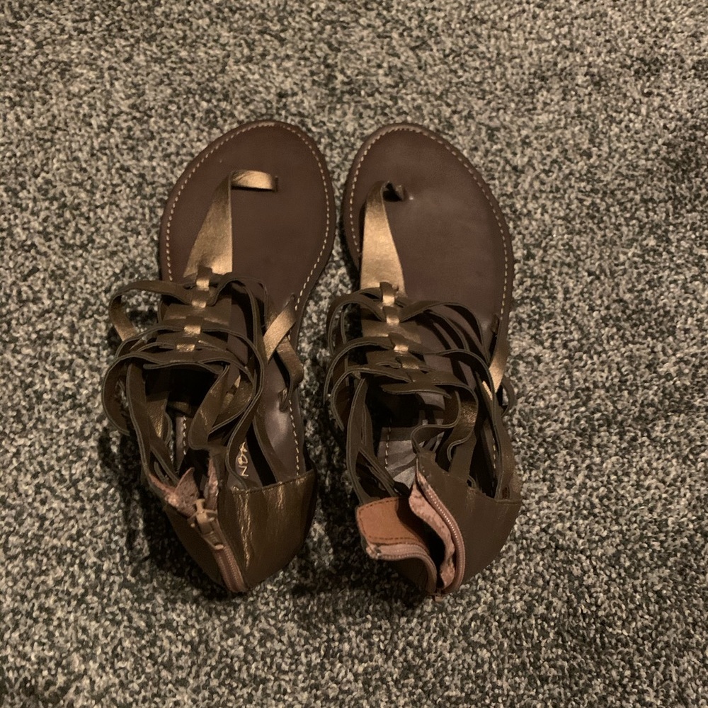 Like new Sandals